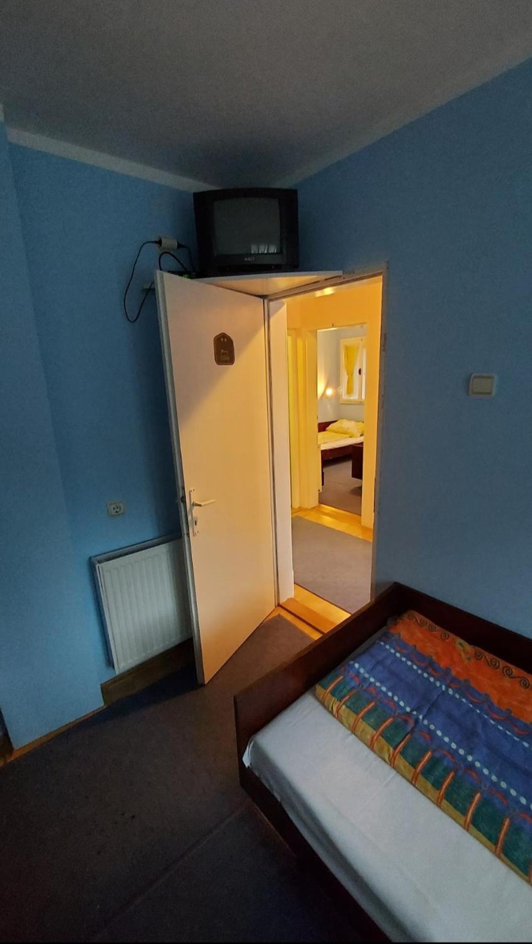 Domacinstvo Jolovic Kraljevo Exterior foto